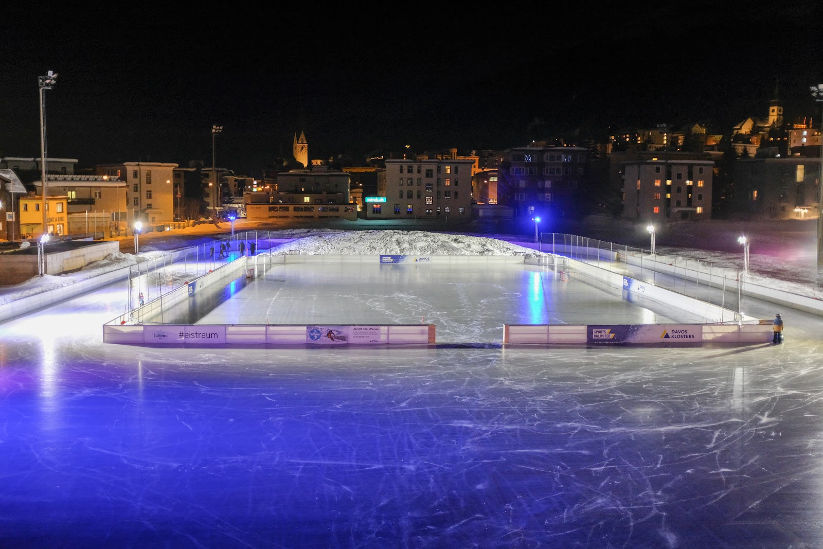 Eisbahn Davos &agrave; Davos