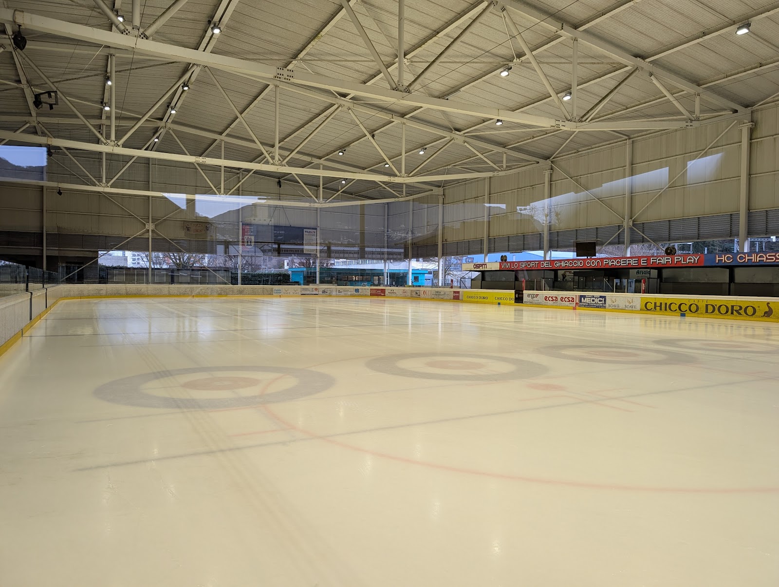 Pista di ghiaccio &agrave; Chiasso